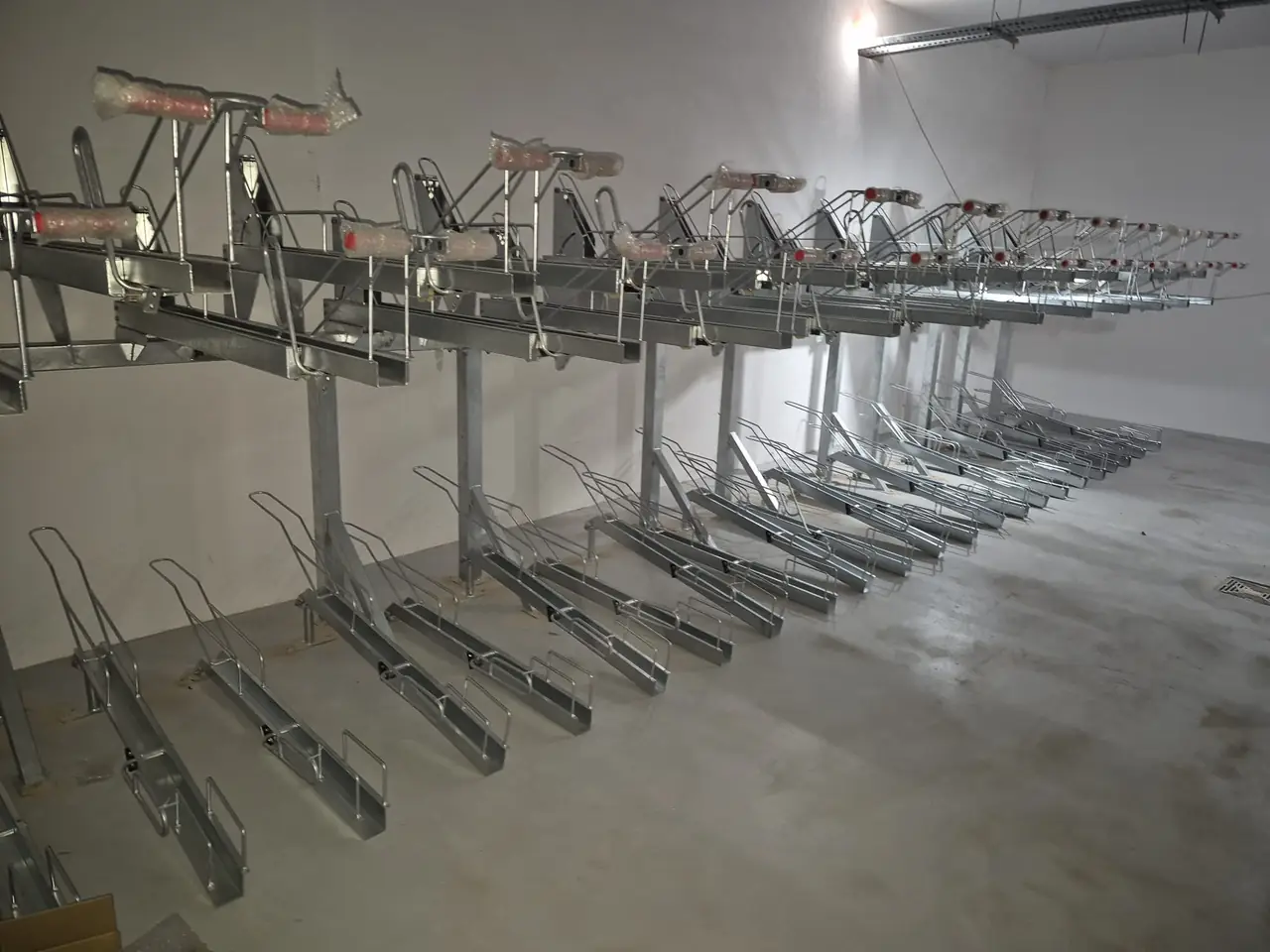 Two-Tier Racks — Full Store — EireSafe